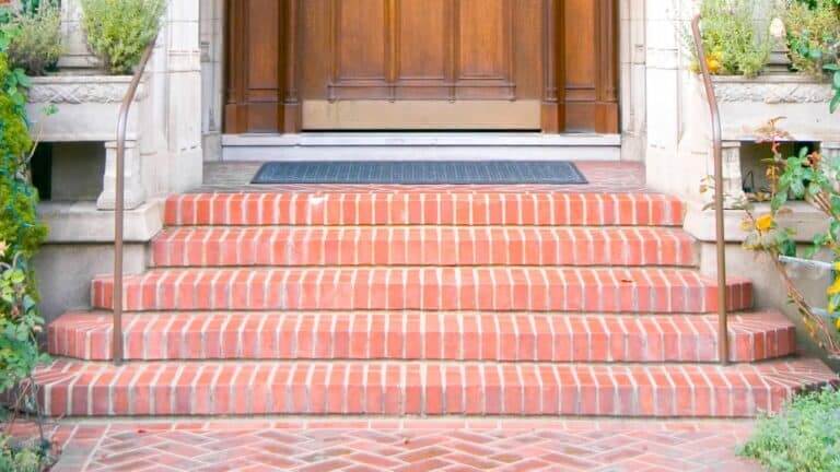 Gallery 21 Step